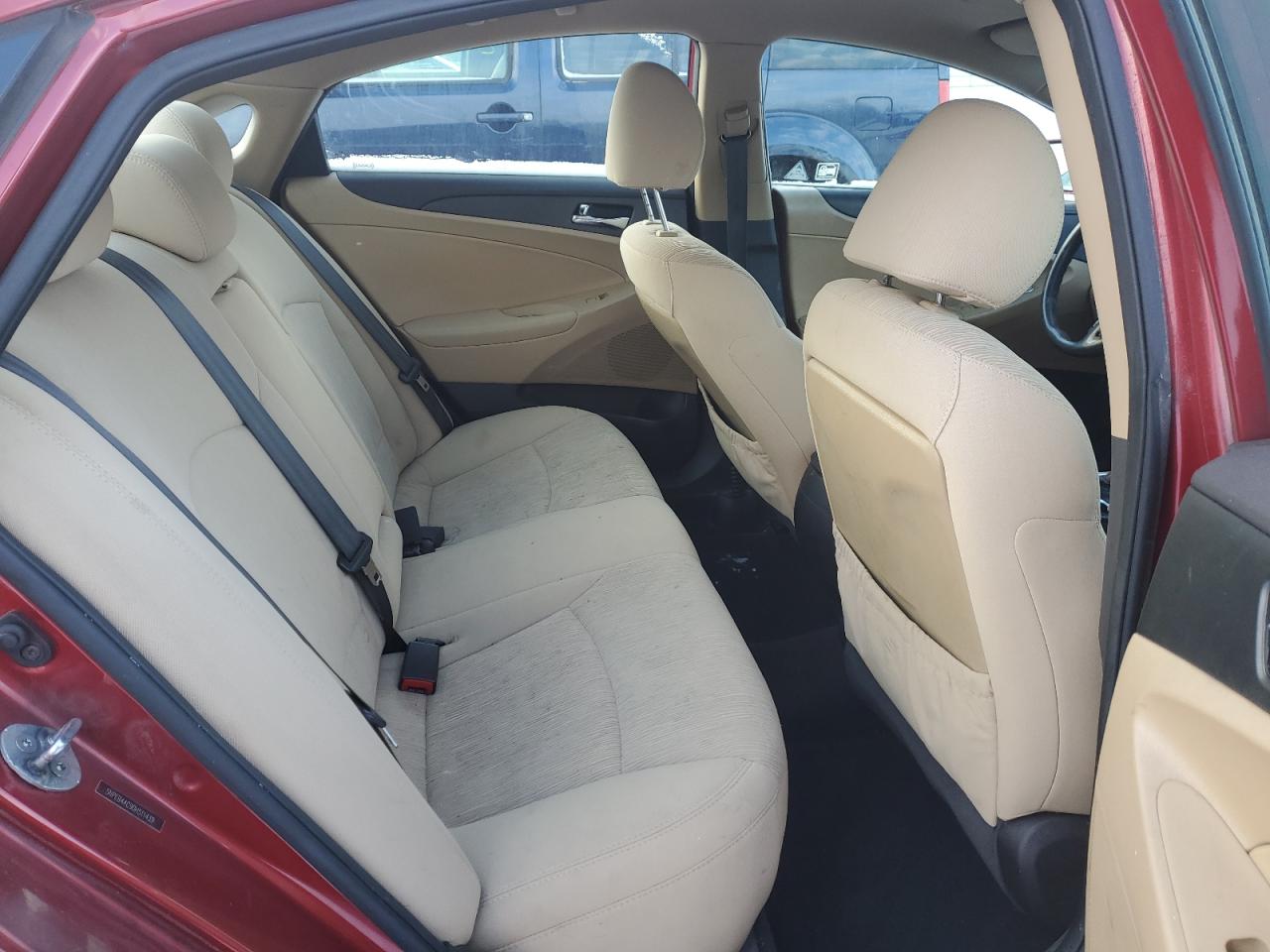 2013 Hyundai Sonata - Image 10
