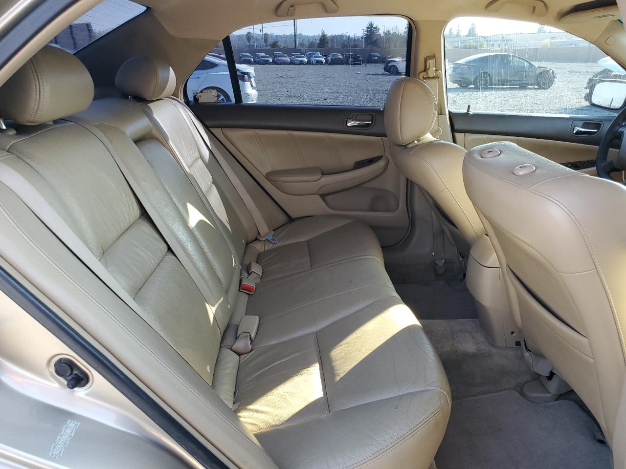 2007 Honda Accord - Image 10