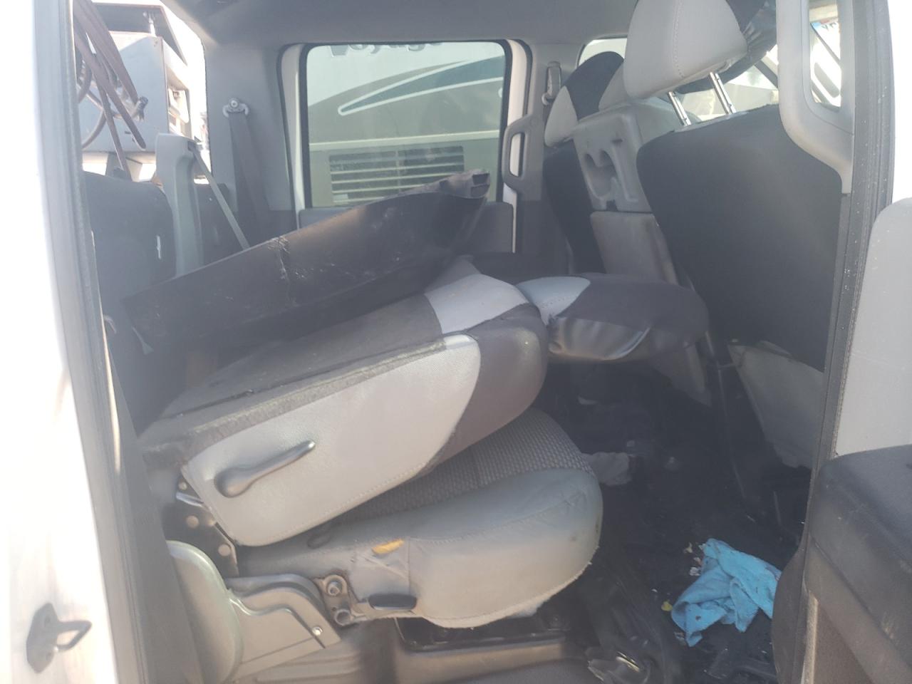 2014 Ford F350 - Image 10