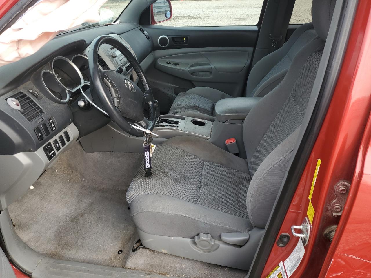 2011 Toyota Tacoma - Image 7