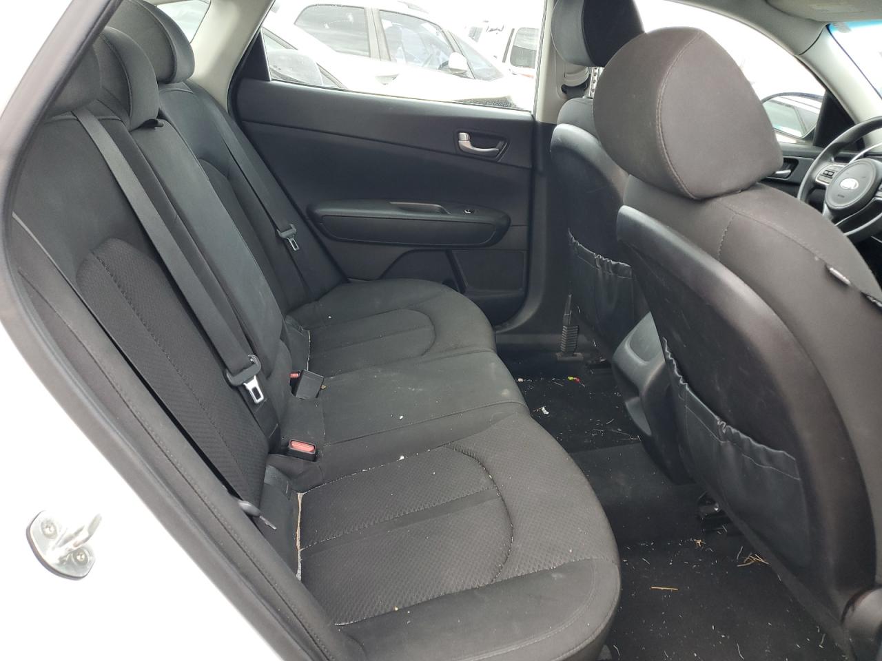 2016 Kia Optima - Image 10