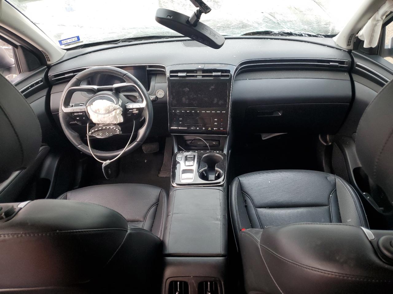 2022 Hyundai Tucson - Image 8