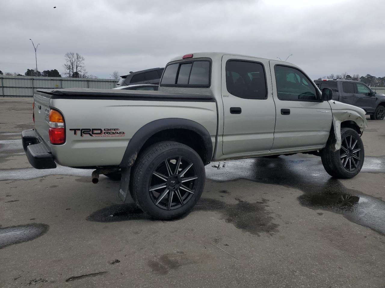 2004 Toyota Tacoma - Image 3