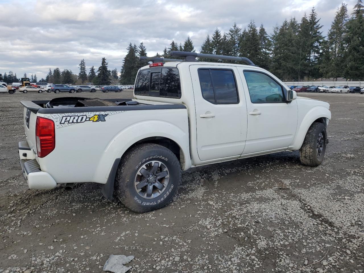 2014 Nissan Navara (Frontier) - Image 3