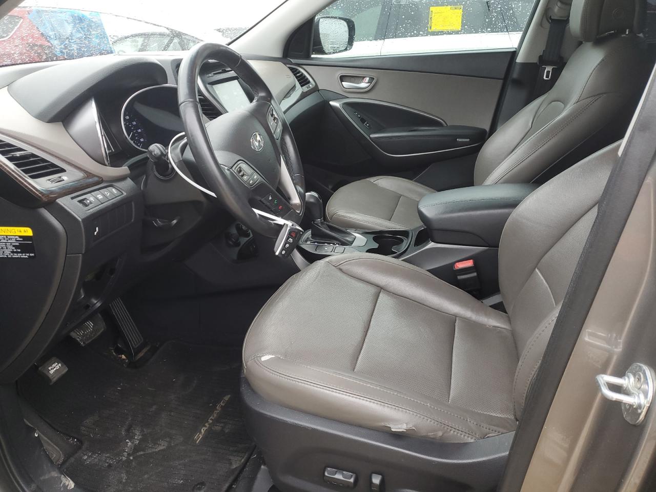 2017 Hyundai Santa Fe - Image 7