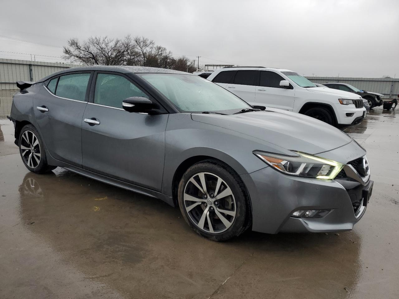 2017 Nissan Maxima - Image 4