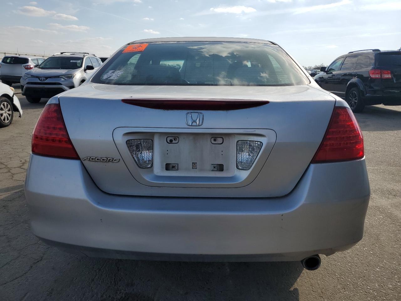 2007 Honda Accord - Image 6