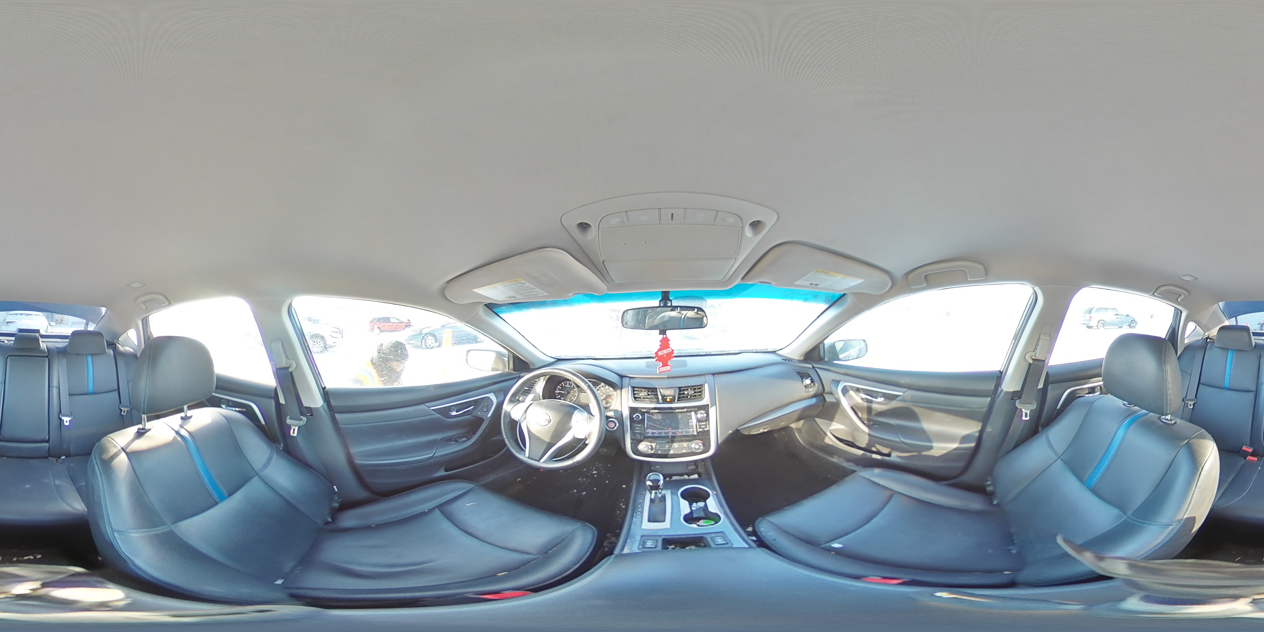 2018 Nissan Altima - Image 13