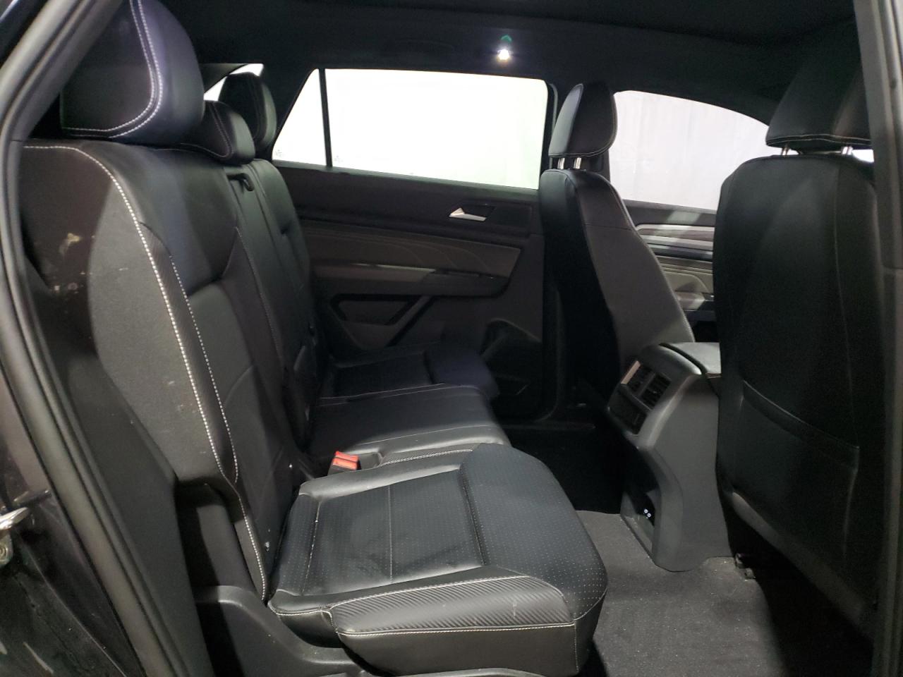 2021 Volkswagen Atlas - Image 11