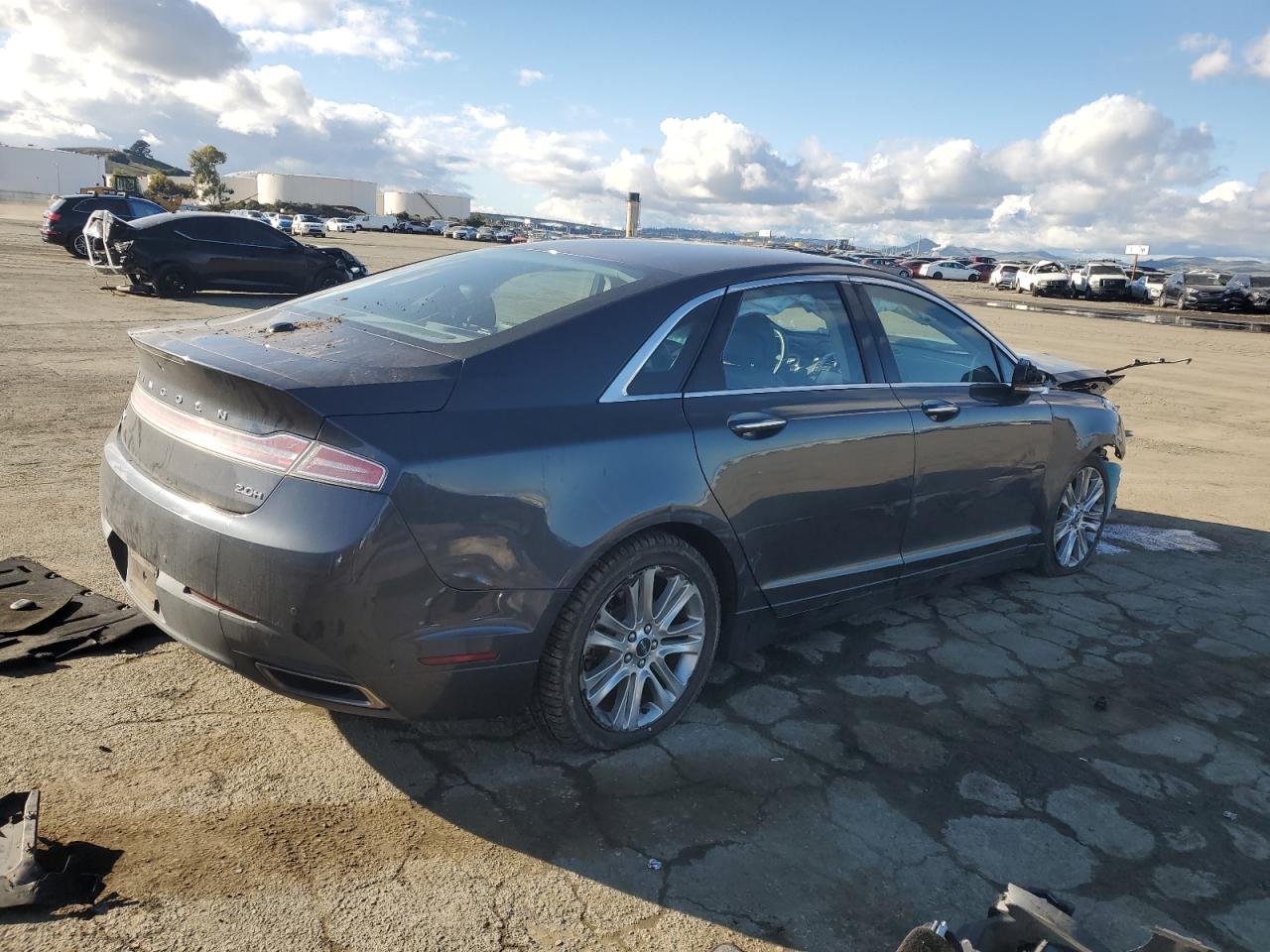 2014 Lincoln MKZ - Image 3