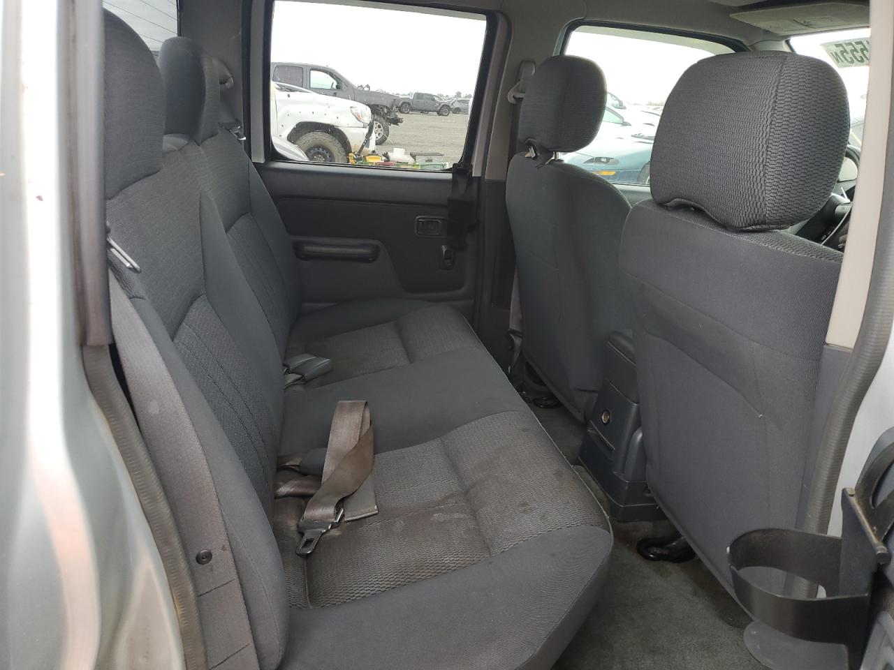 2002 Nissan Navara (Frontier) - Image 10