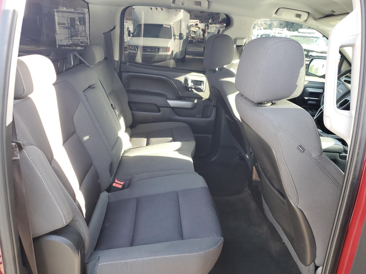 2014 Chevrolet Silverado - Image 11