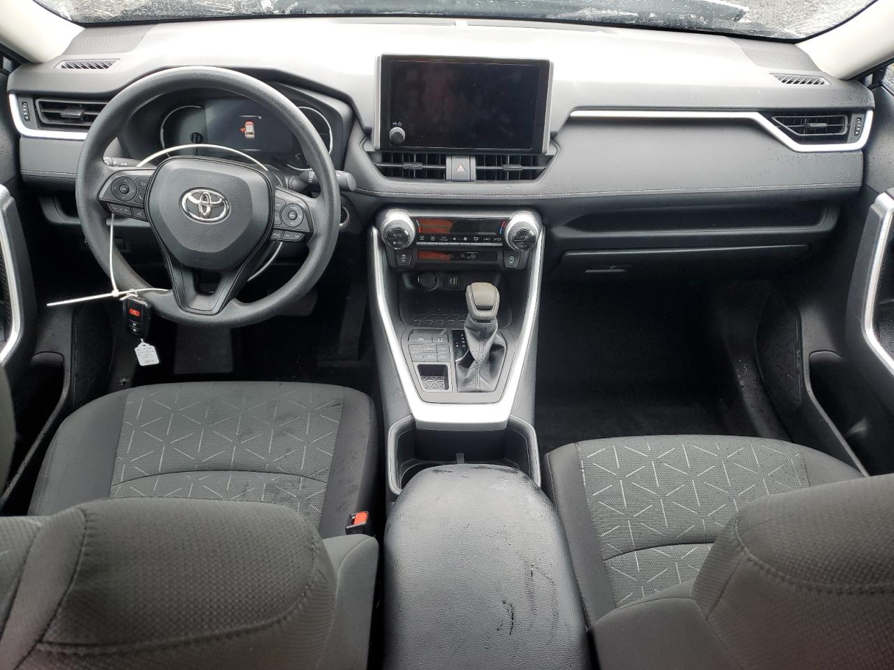 2023 Toyota RAV 4 - Image 8