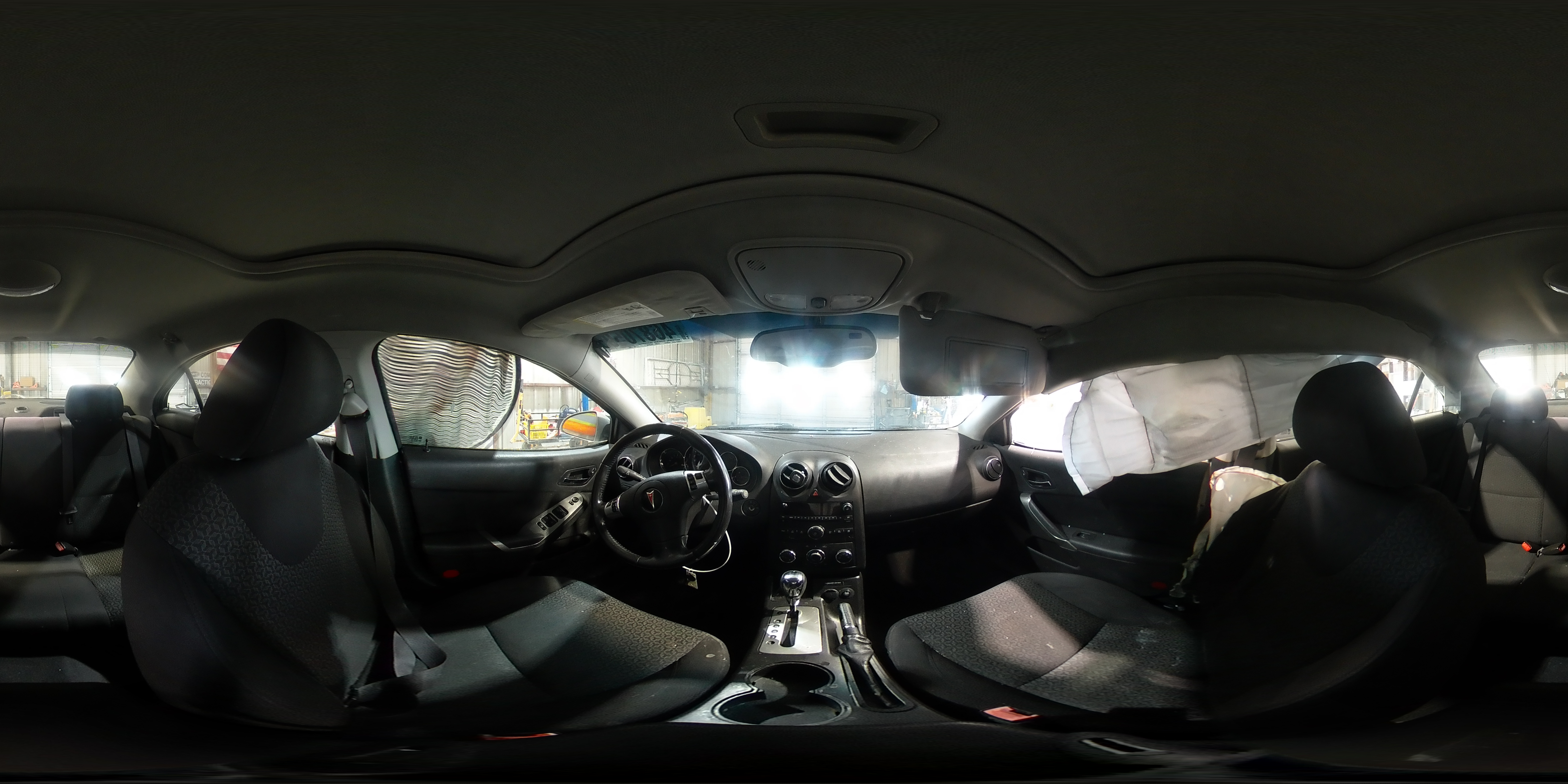 2010 Pontiac G6 - Image 13