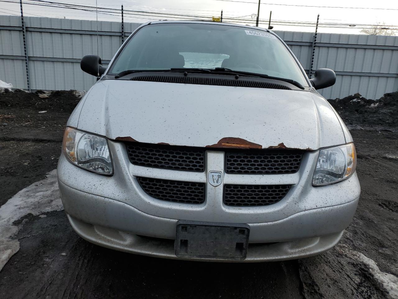 2003 Dodge Caravan - Image 5