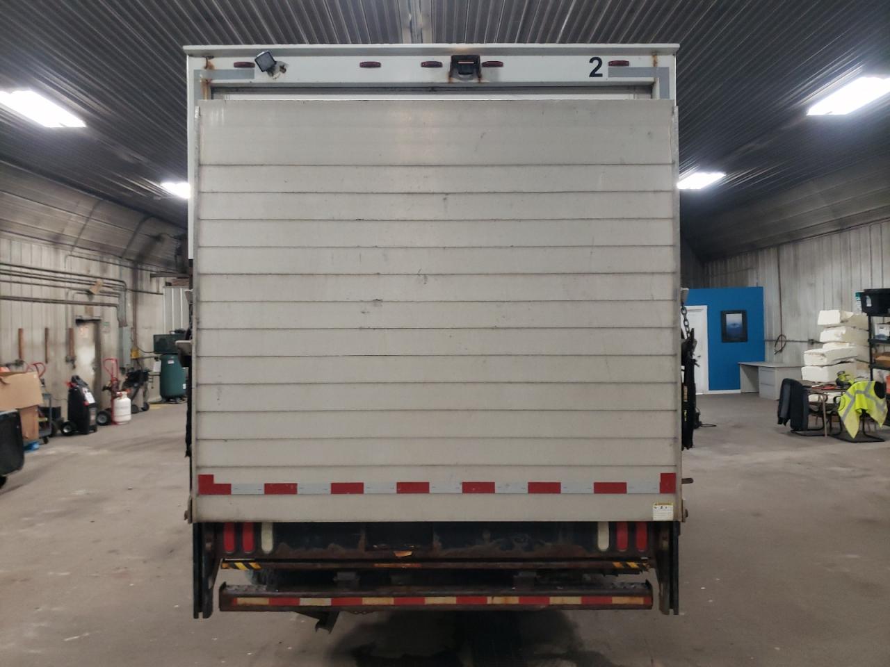 2015 Ford F450 - Image 6