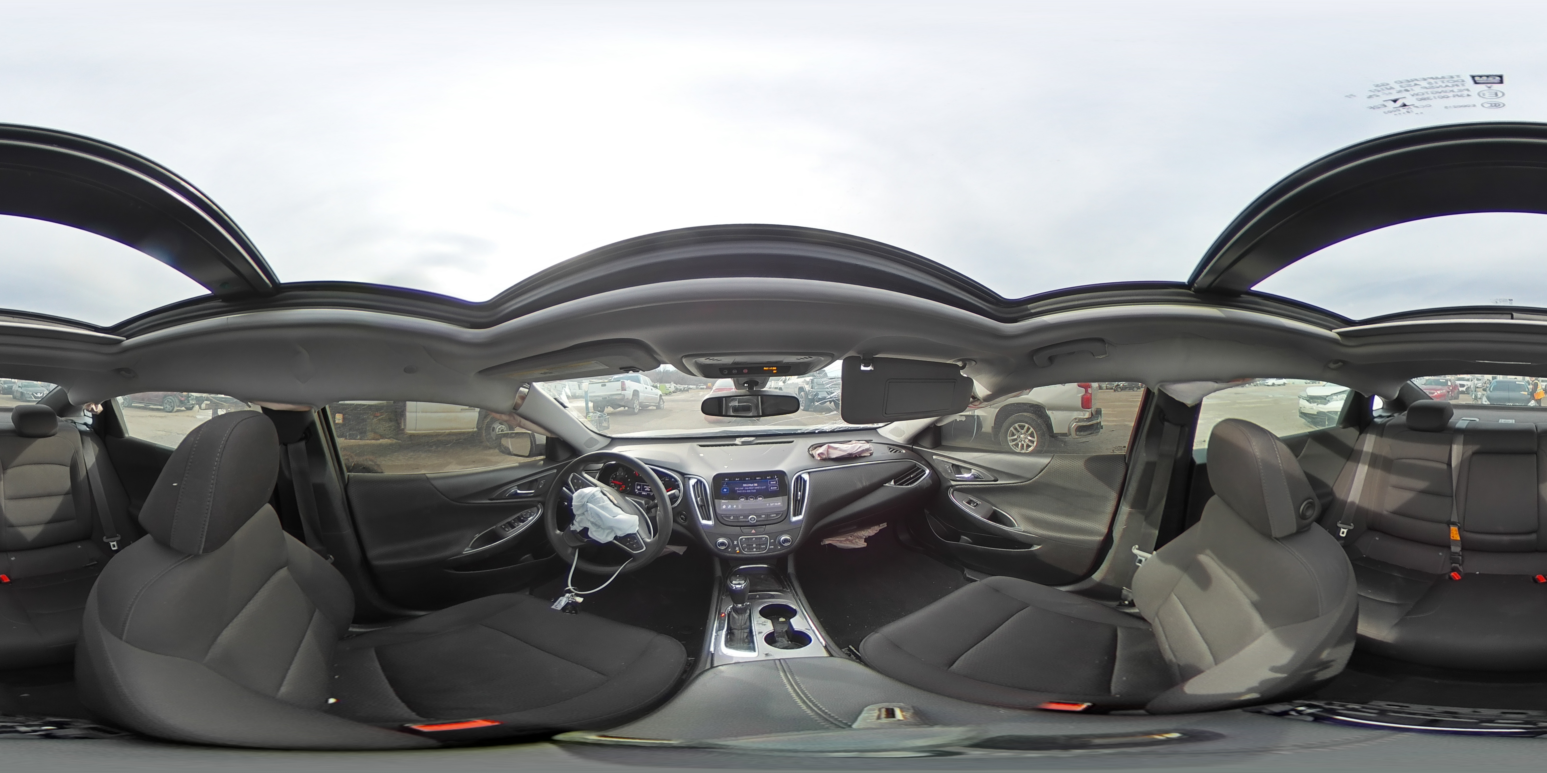2019 Chevrolet Malibu - Image 13
