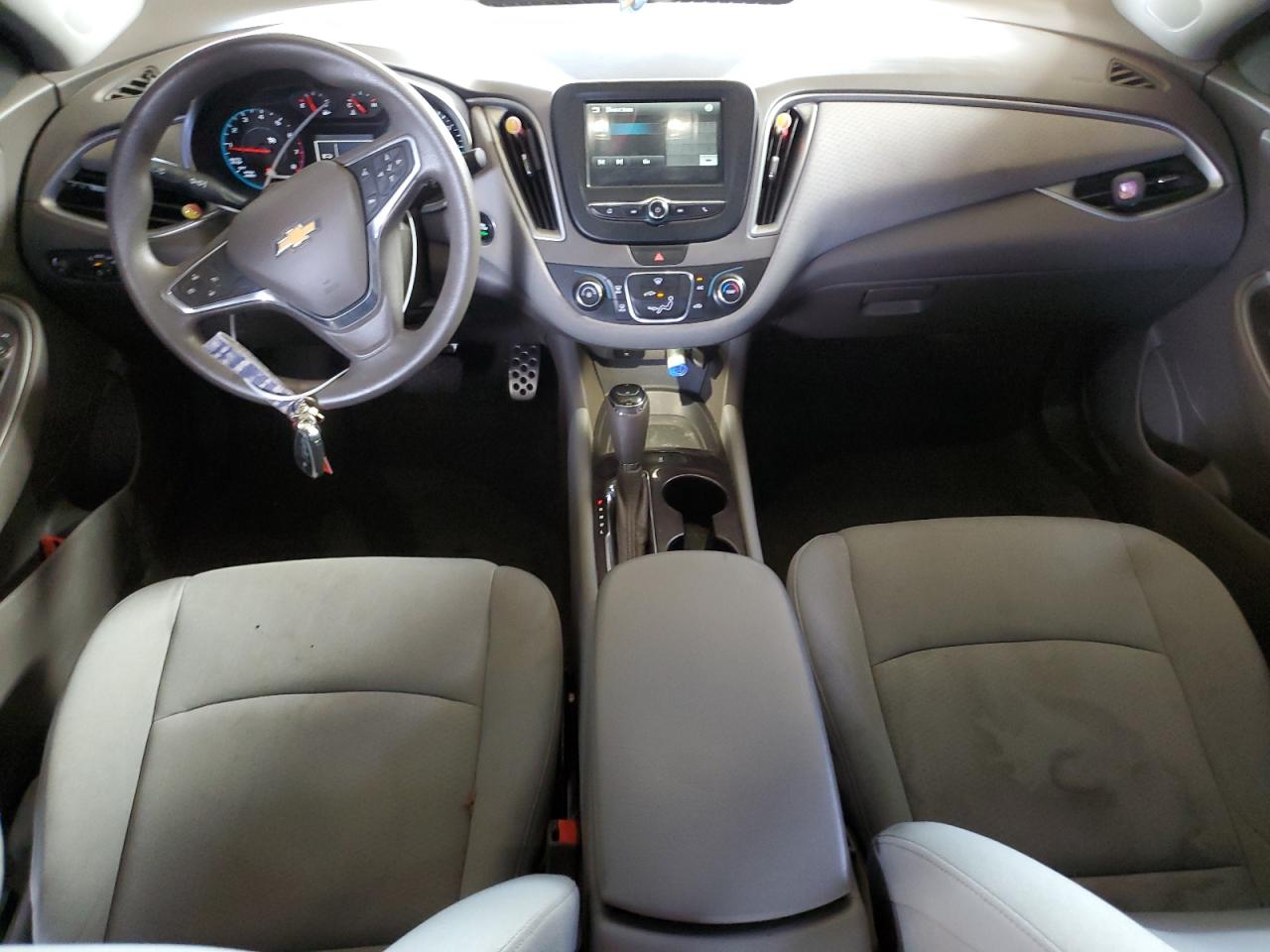 2016 Chevrolet Malibu - Image 8