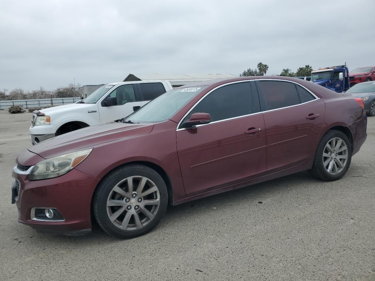 2015 Chevrolet Malibu 2Lt იყიდება Fresno-ში, CA - Rear End