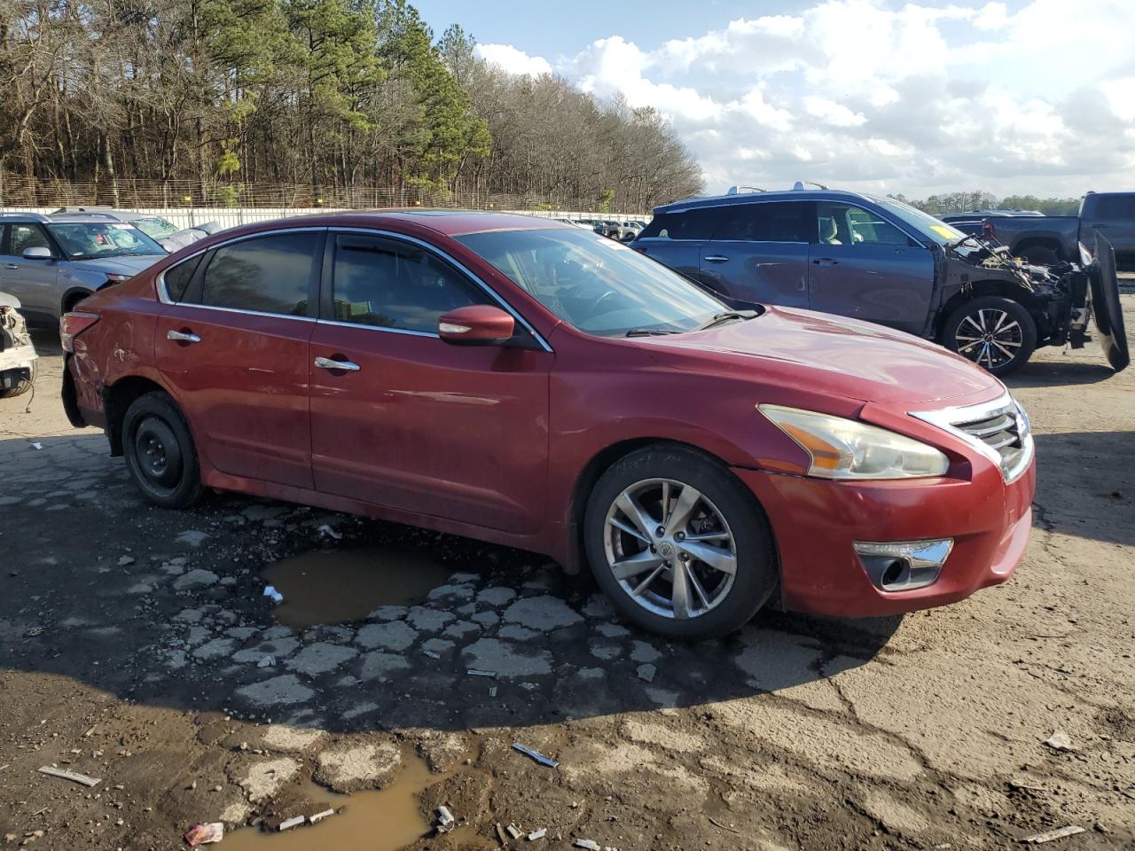 2015 Nissan Altima - Image 4