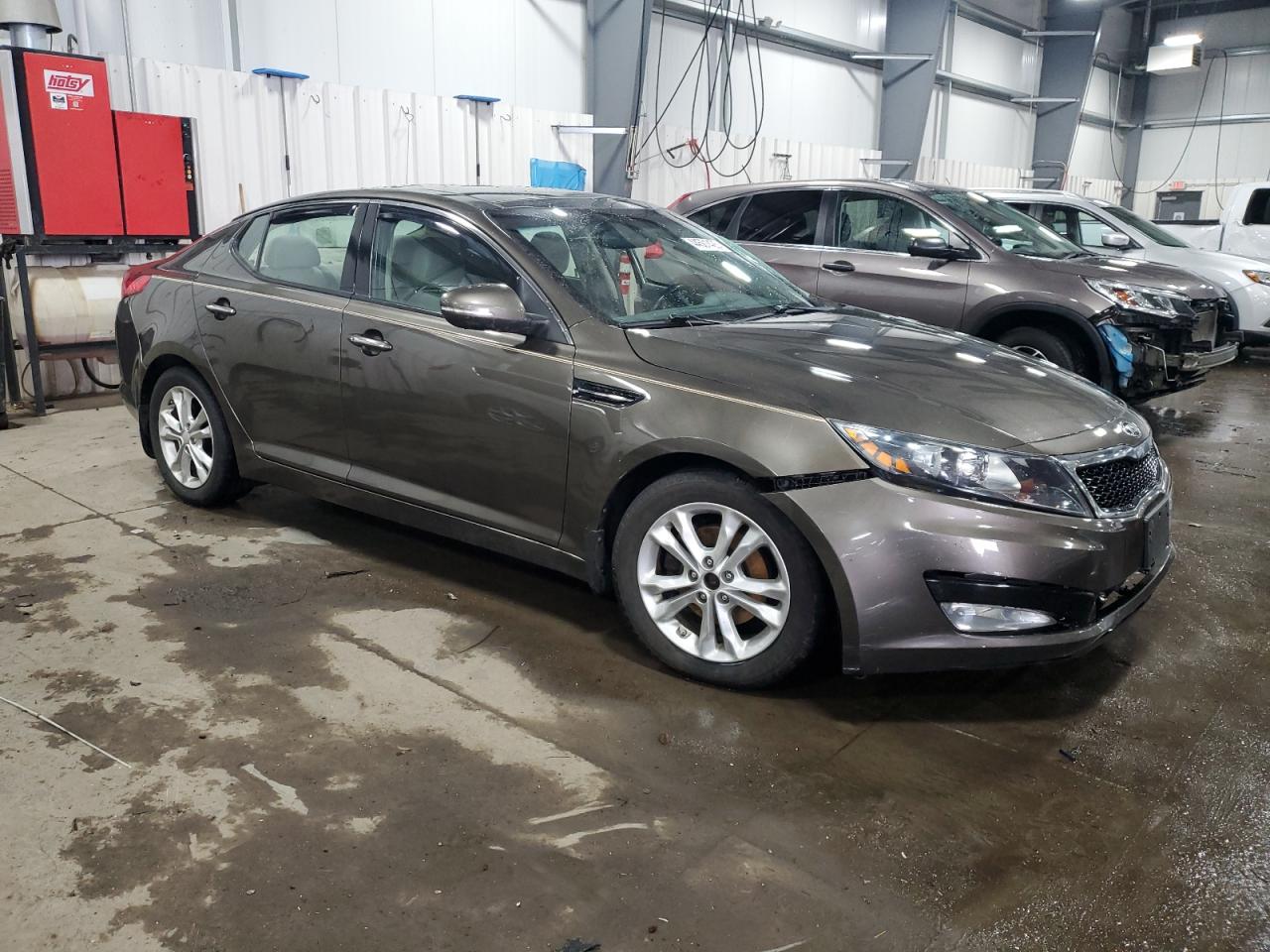 2013 Kia Optima - Image 4