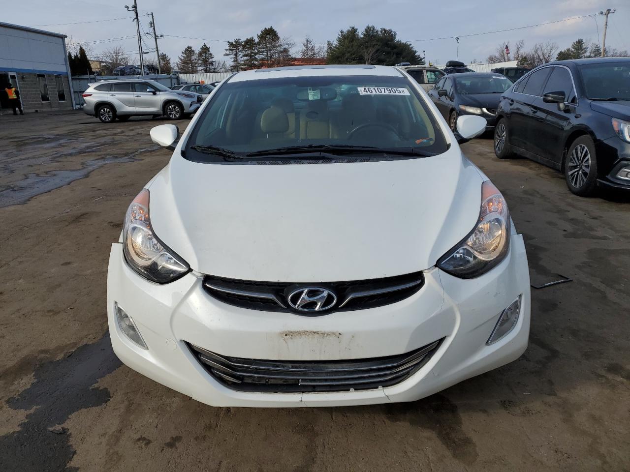 2012 Hyundai Elantra - Image 5