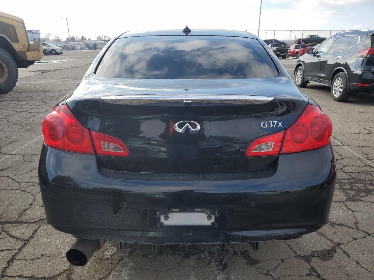2011 Infiniti G - Image 6
