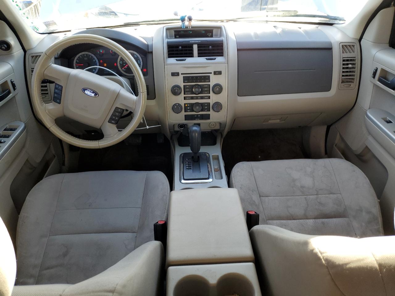 2011 Ford Escape - Image 8