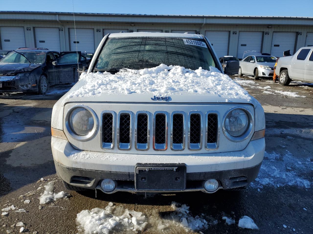 2017 Jeep Liberty (Patriot) - Image 5