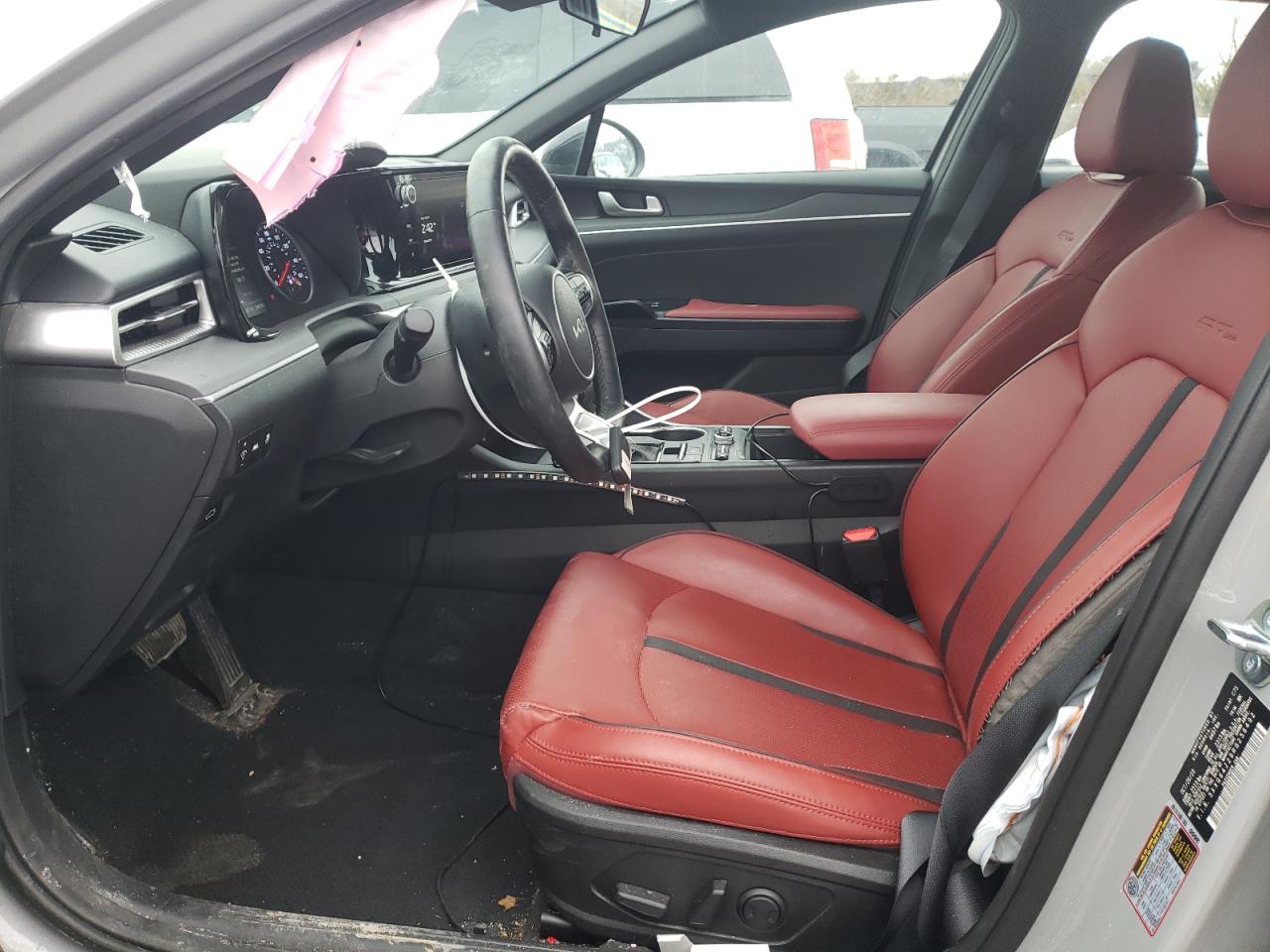 2024 Kia K5 - Image 7