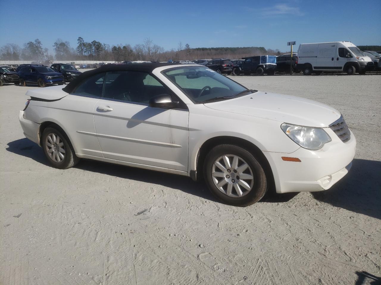 2010 Chrysler Sebring - Image 4
