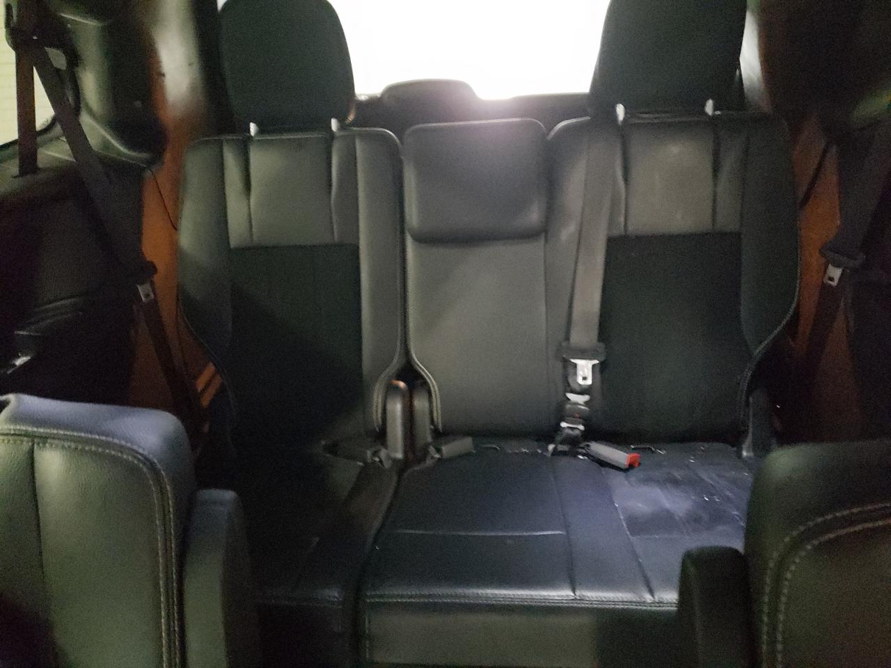 2017 Dodge Caravan - Image 10