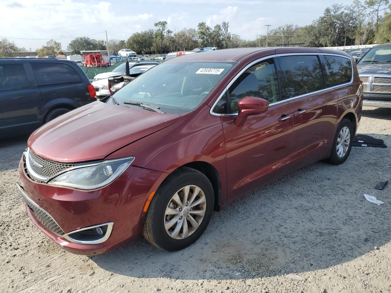 2019 Chrysler Pacifica - Image 1