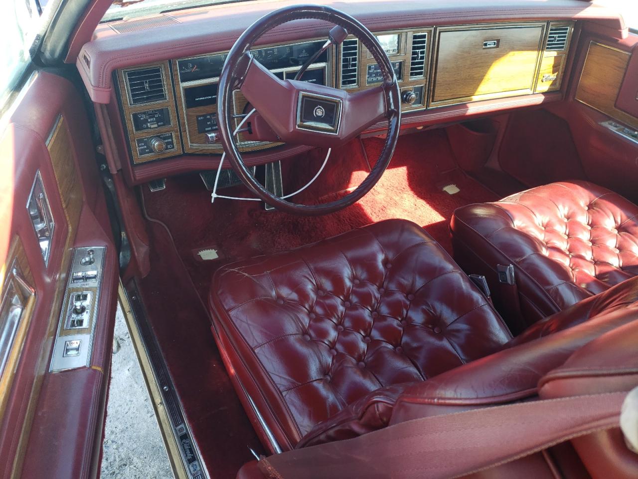 1981 Cadillac Eldorado VIN: 1G6AL5799BE635997 Lot: 45287175