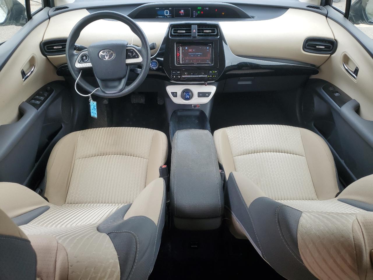 2016 Toyota Prius - Image 8