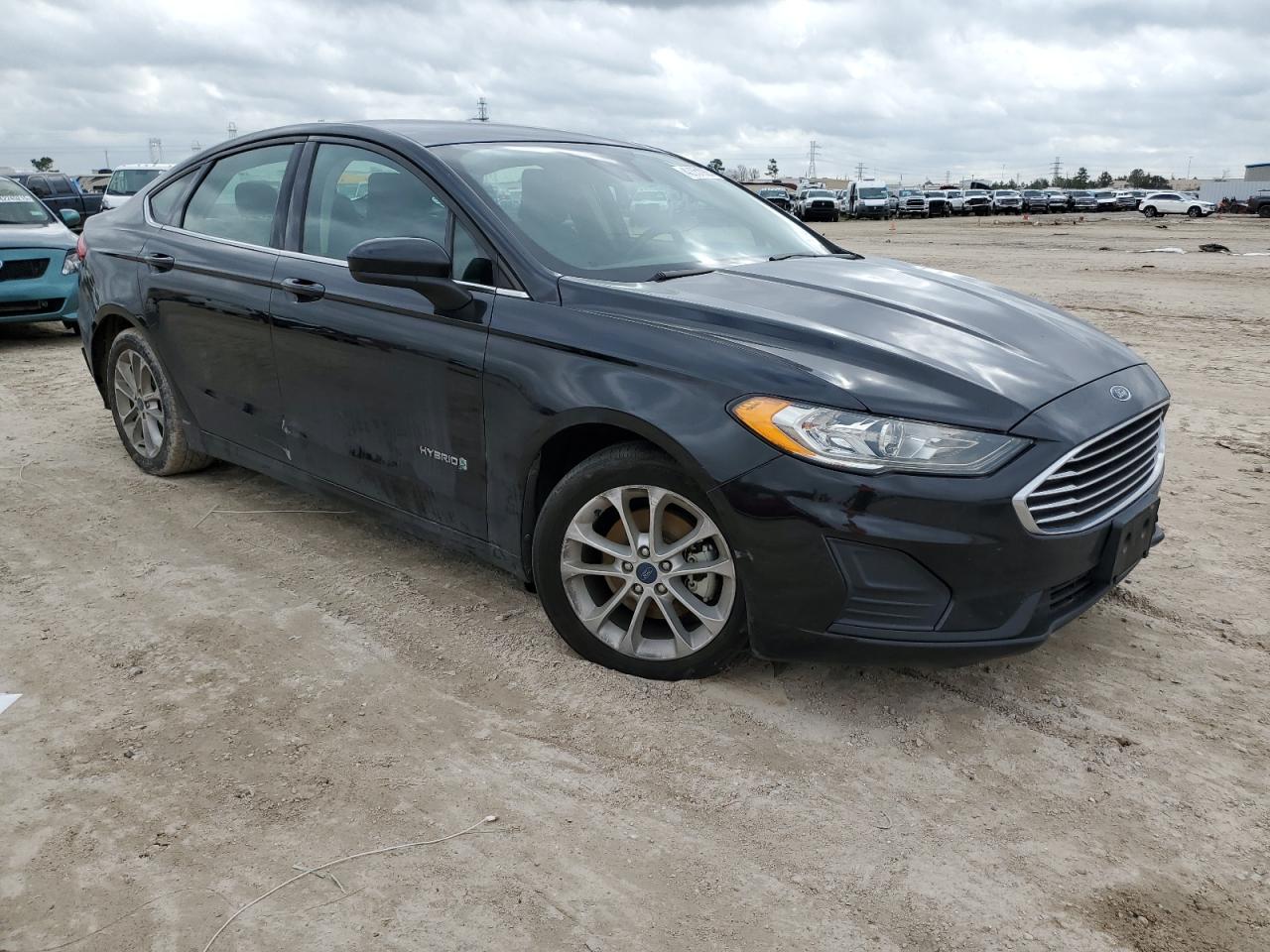 2019 Ford Fusion - Image 4