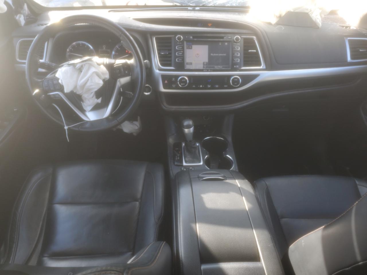 2015 Toyota Highlander - Image 8