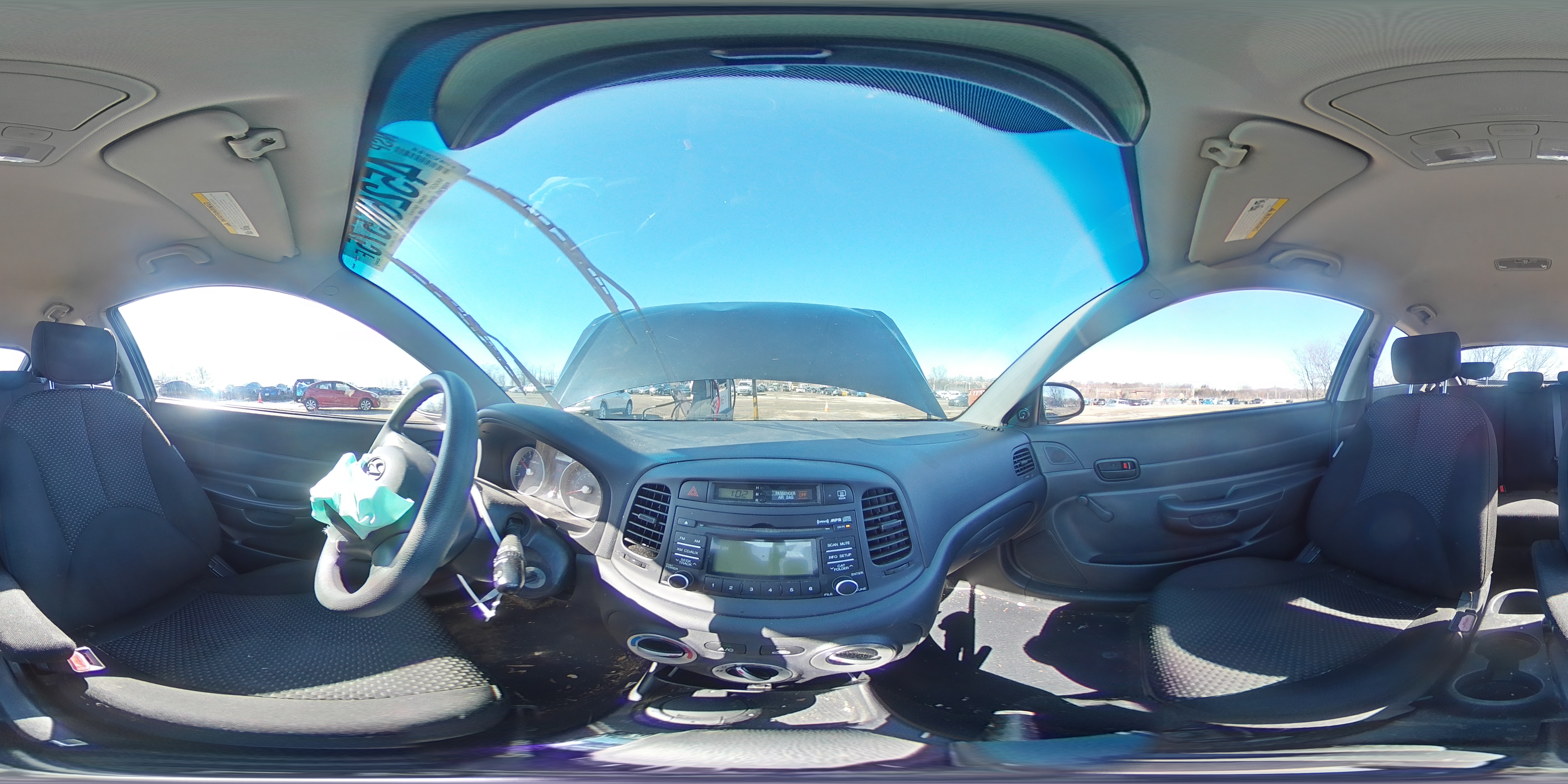 2009 Hyundai Accent - Image 13