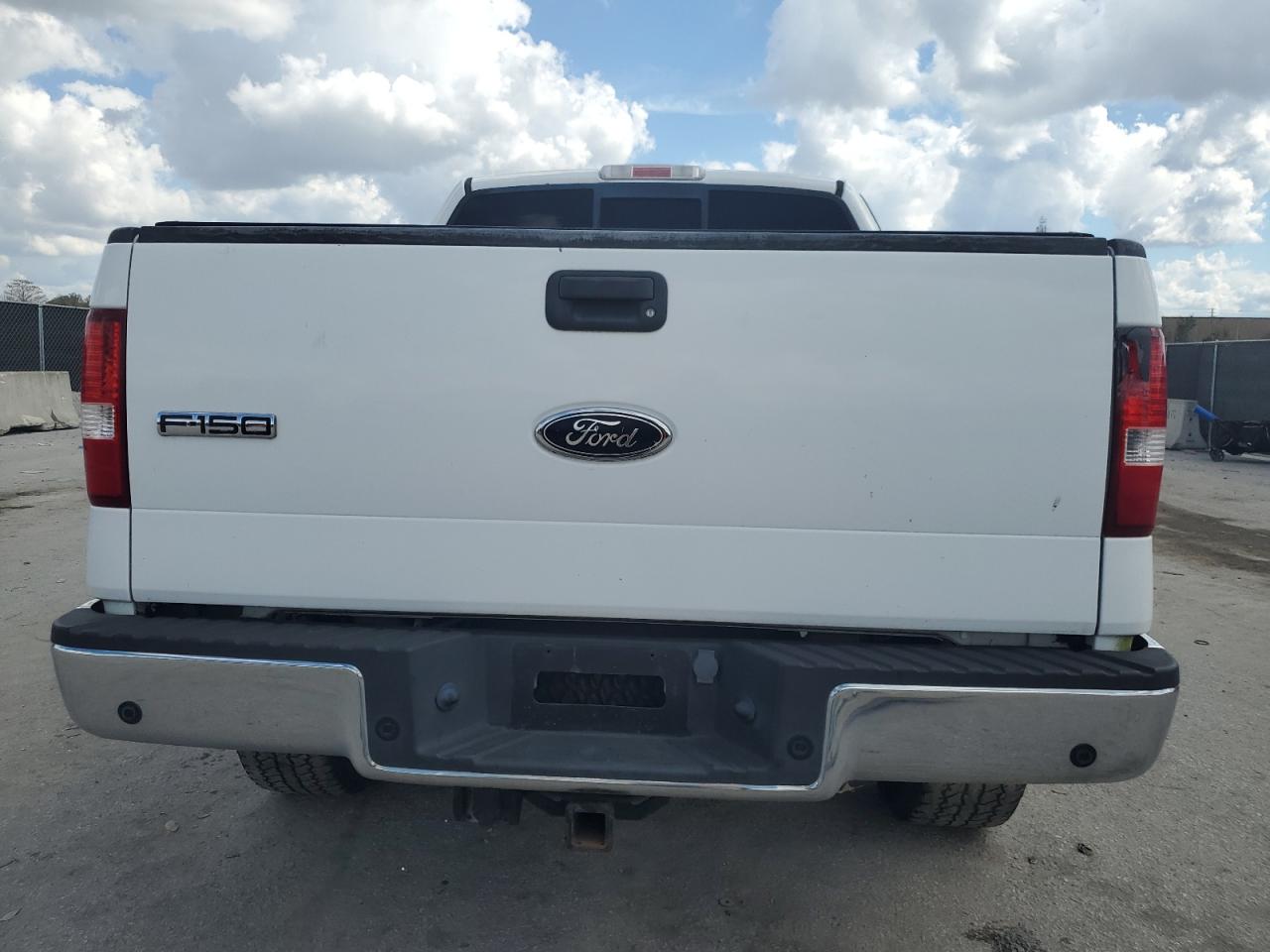 2005 Ford F-150 - Image 6