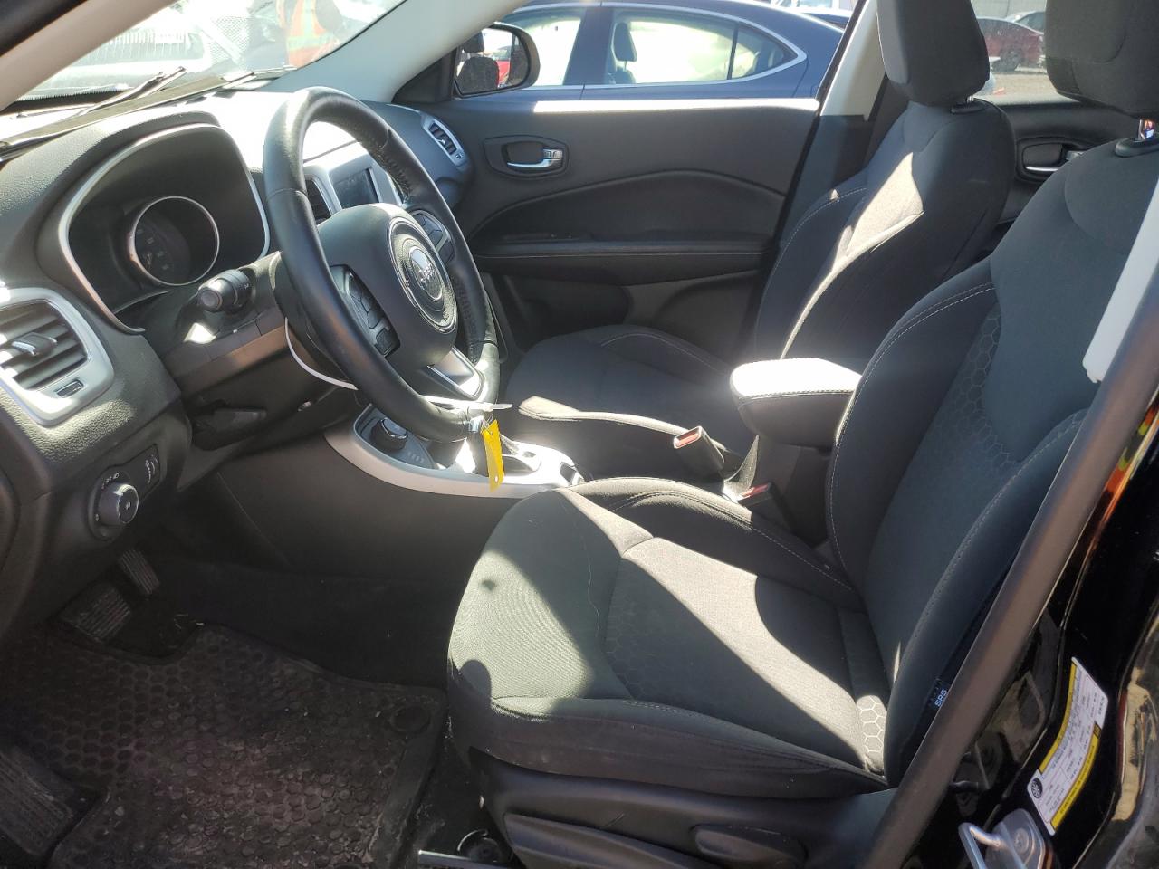 2019 Jeep Compass - Image 7