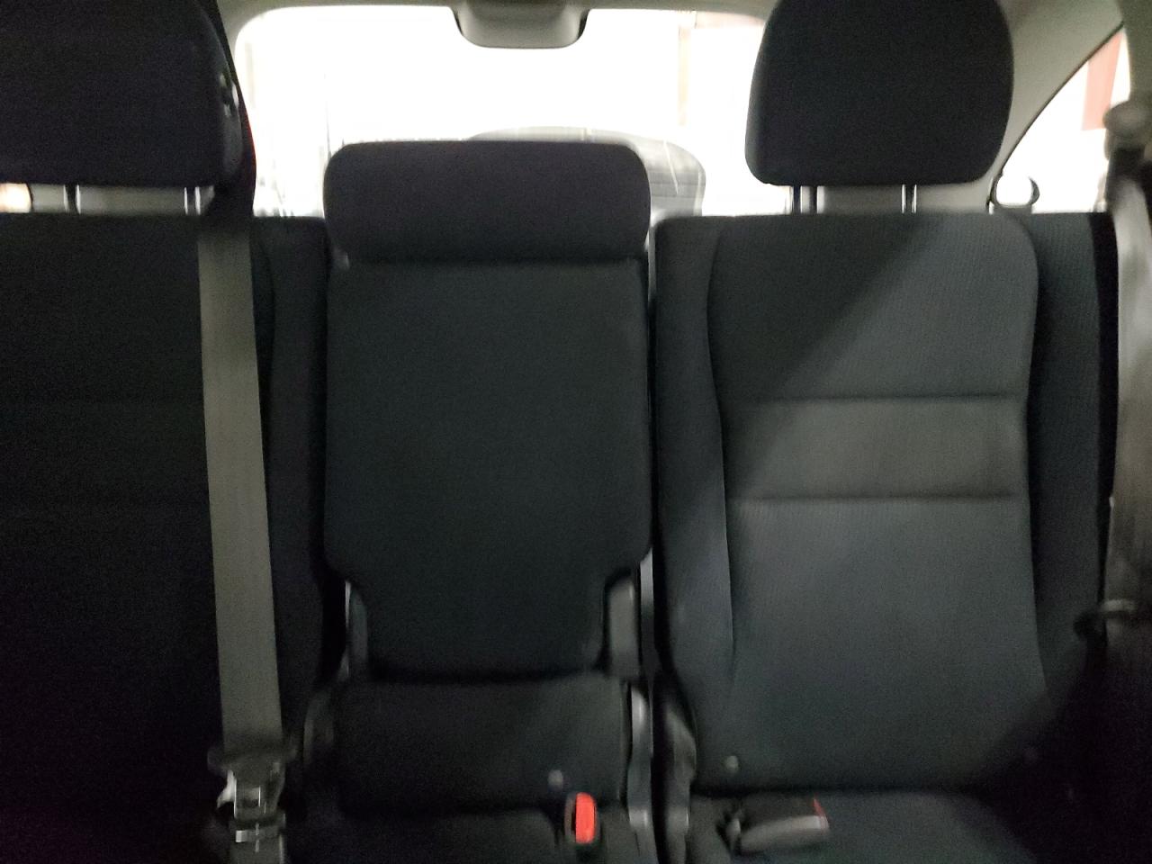 2011 Honda CR-V - Image 10