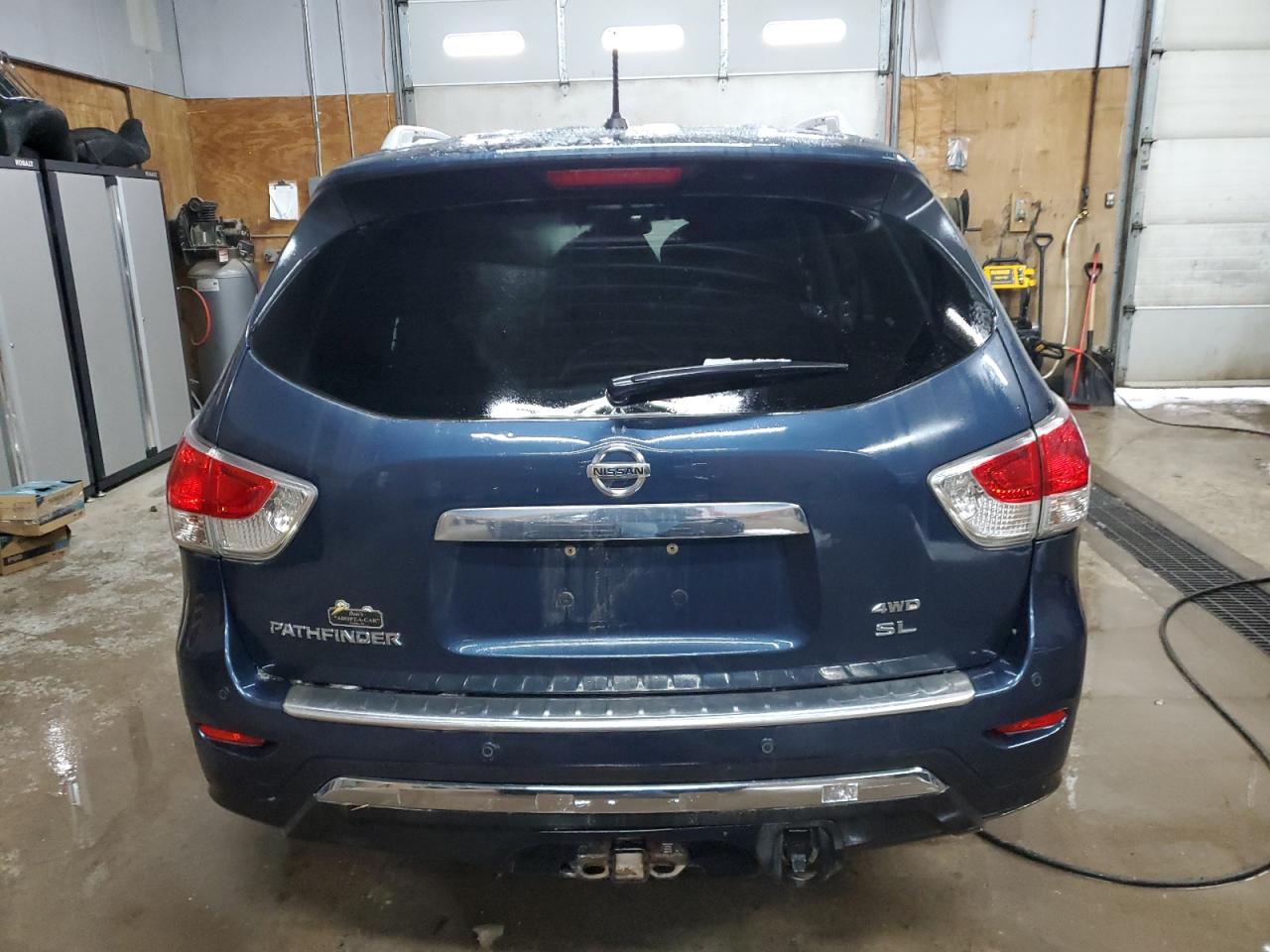 2014 Nissan Pathfinder - Image 6