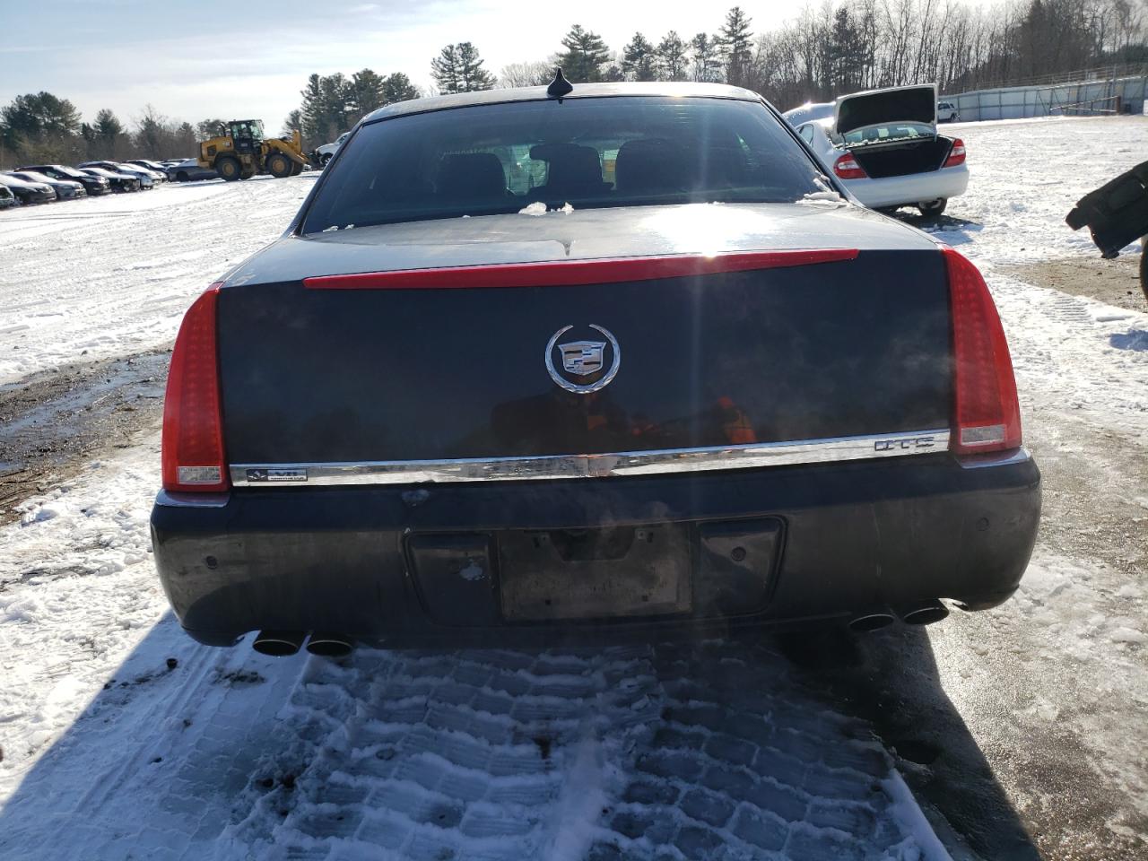2009 Cadillac DTS - Image 6