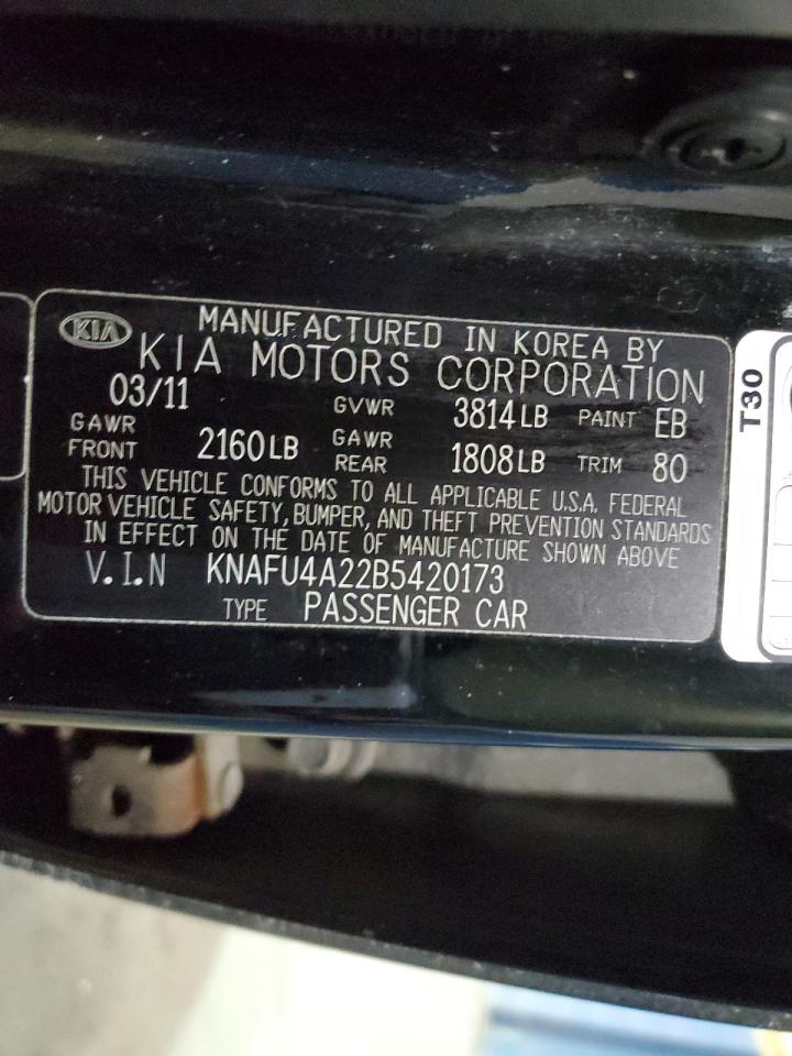 2011 Kia Forte - Image 12