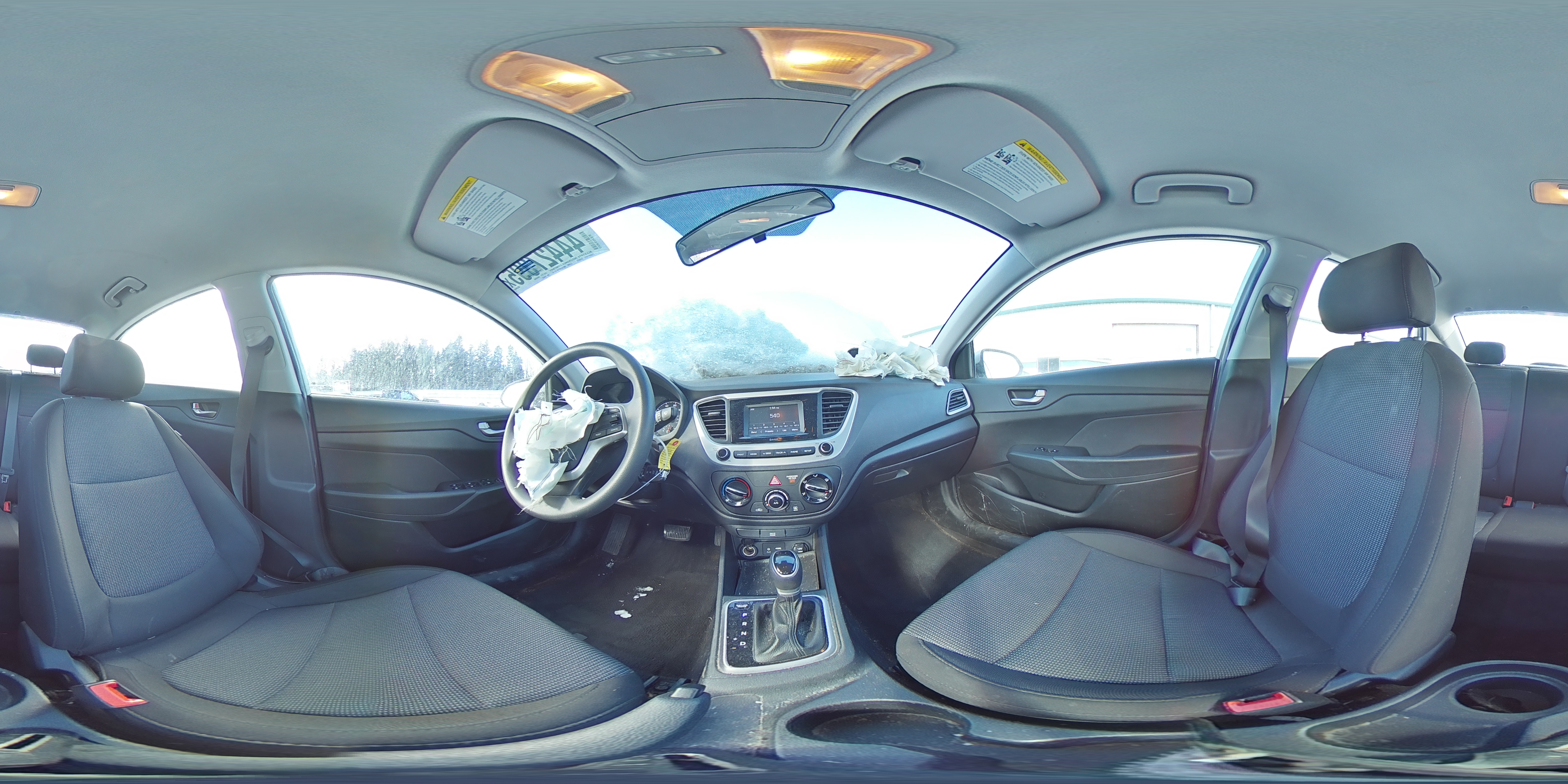 2022 Hyundai Accent - Image 12