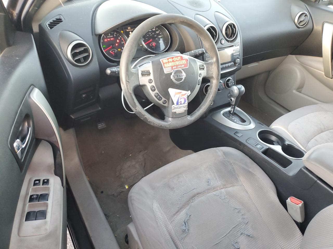 2012 Nissan Rogue - Image 8