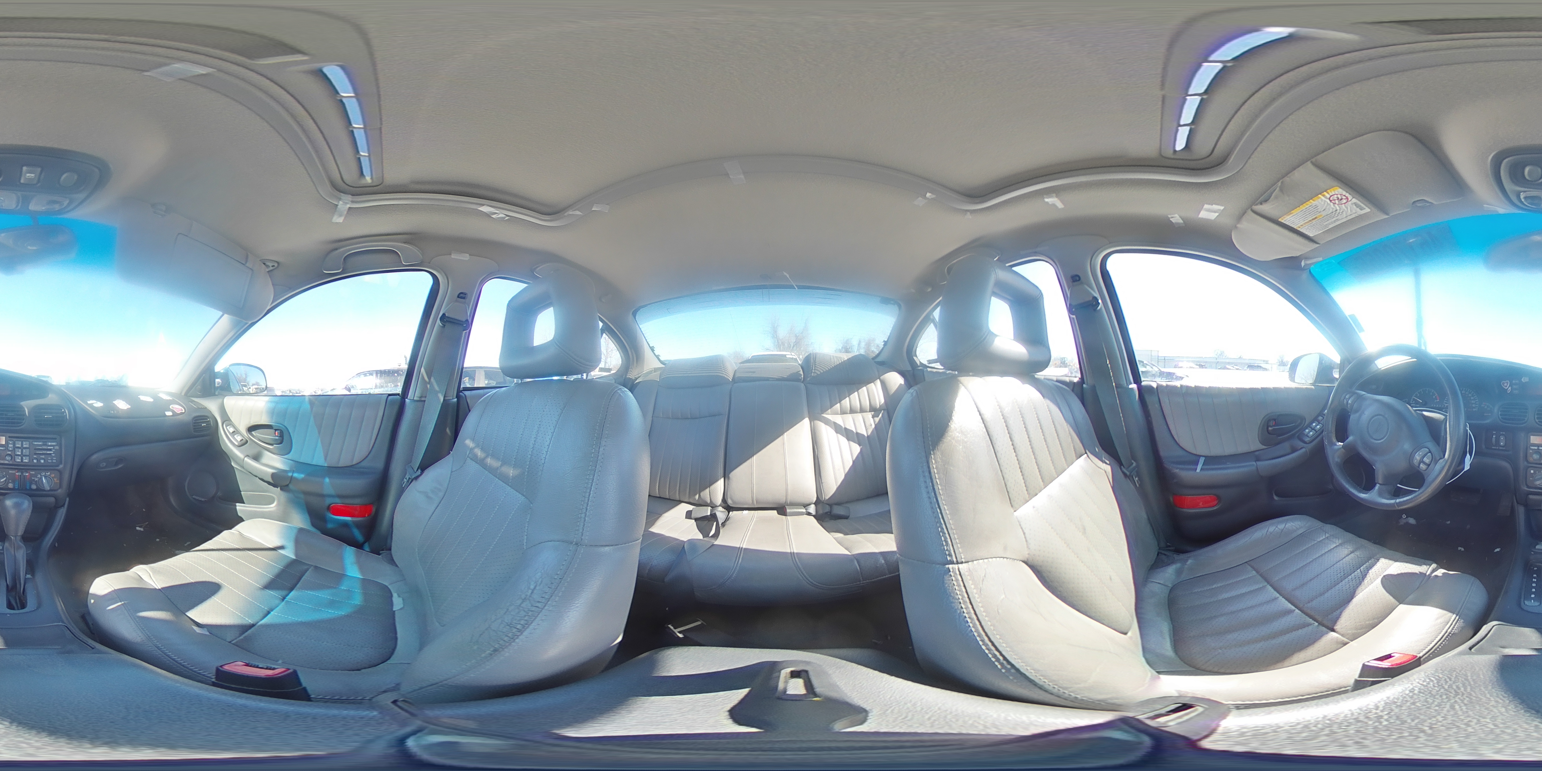 2002 Pontiac Grand Prix - Image 12