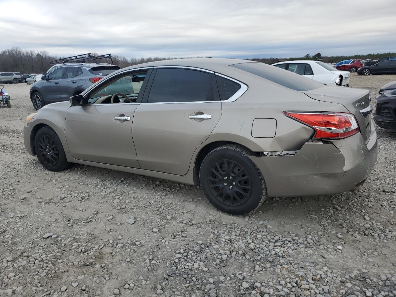2013 Nissan Altima - Image 2