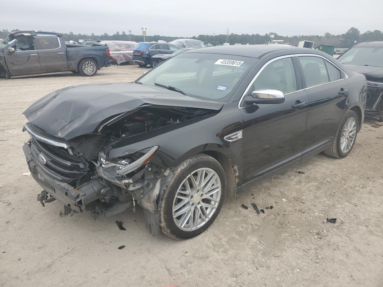 2013 Ford Taurus - Image 1