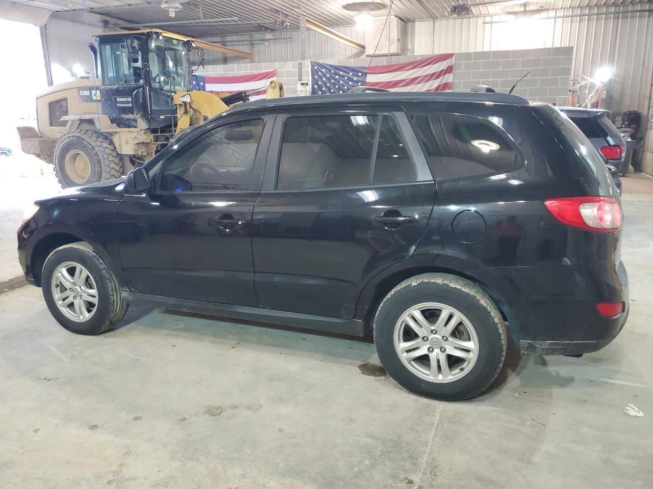 2012 Hyundai Santa Fe - Image 2